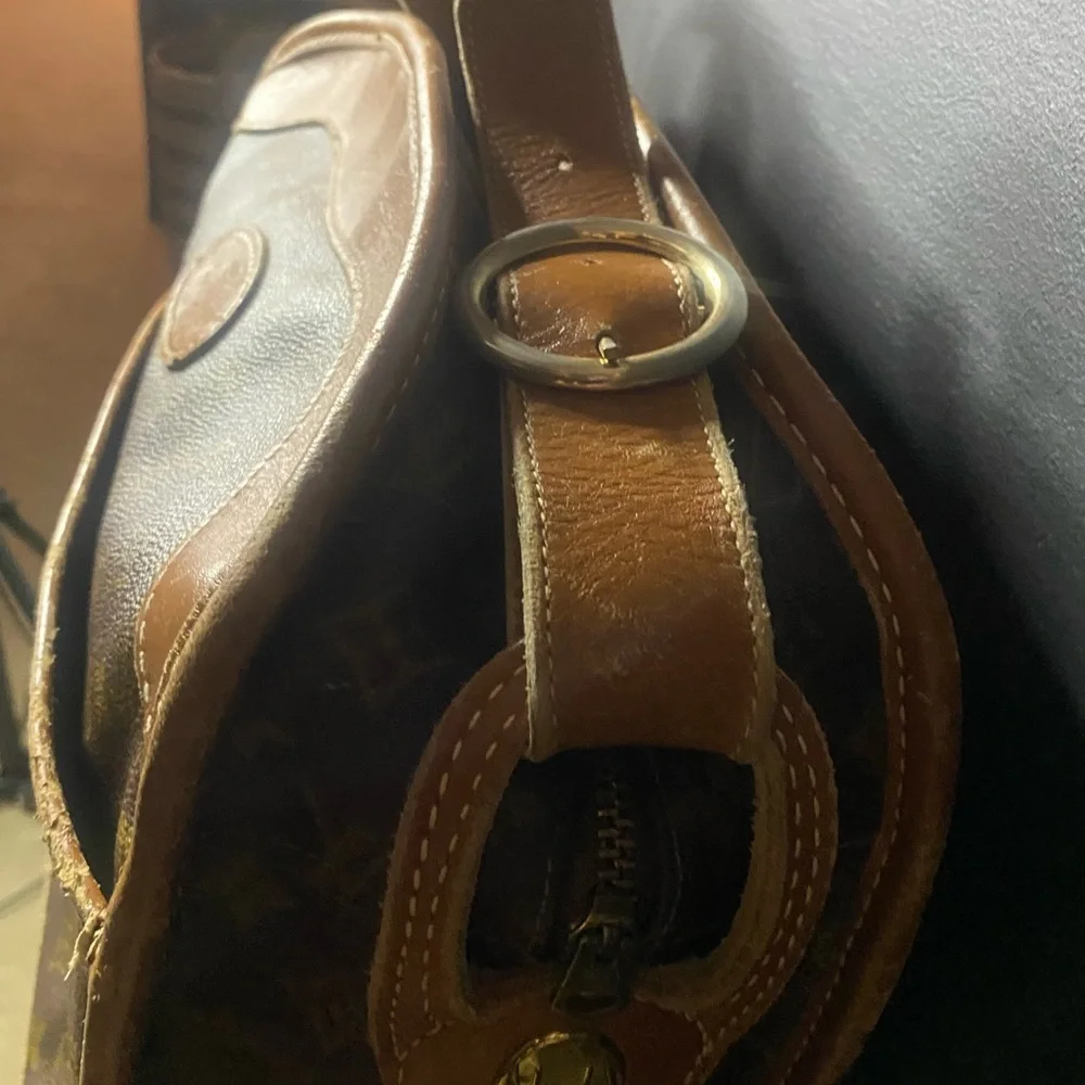 Authentic Vintage Louis Vuitton Monogram Brown Tan Messenger/Travel Bag - Picture 8 of 17